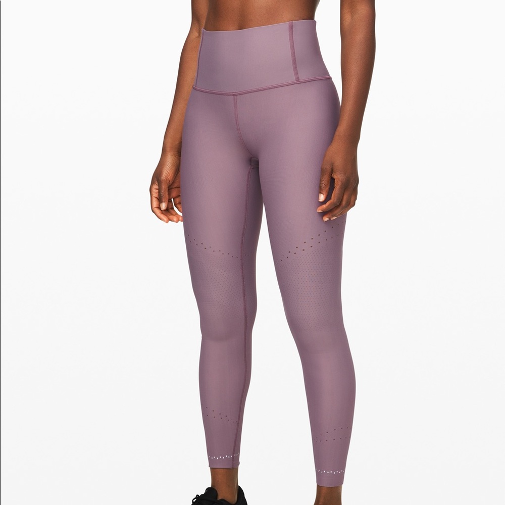 Lululemon Zoned in Tight *27 L in Frosted Mulberry